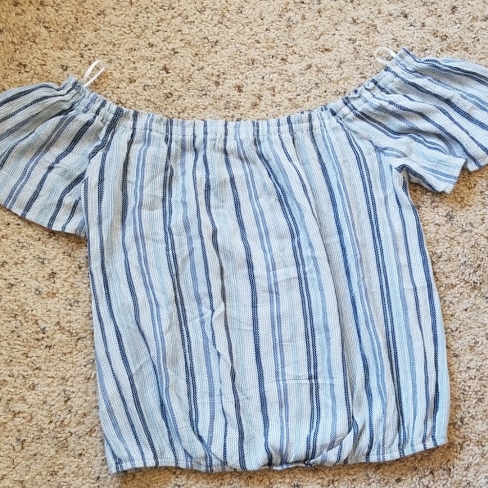 Off Shoulder Peasent Blouse - Picture 4 of 4